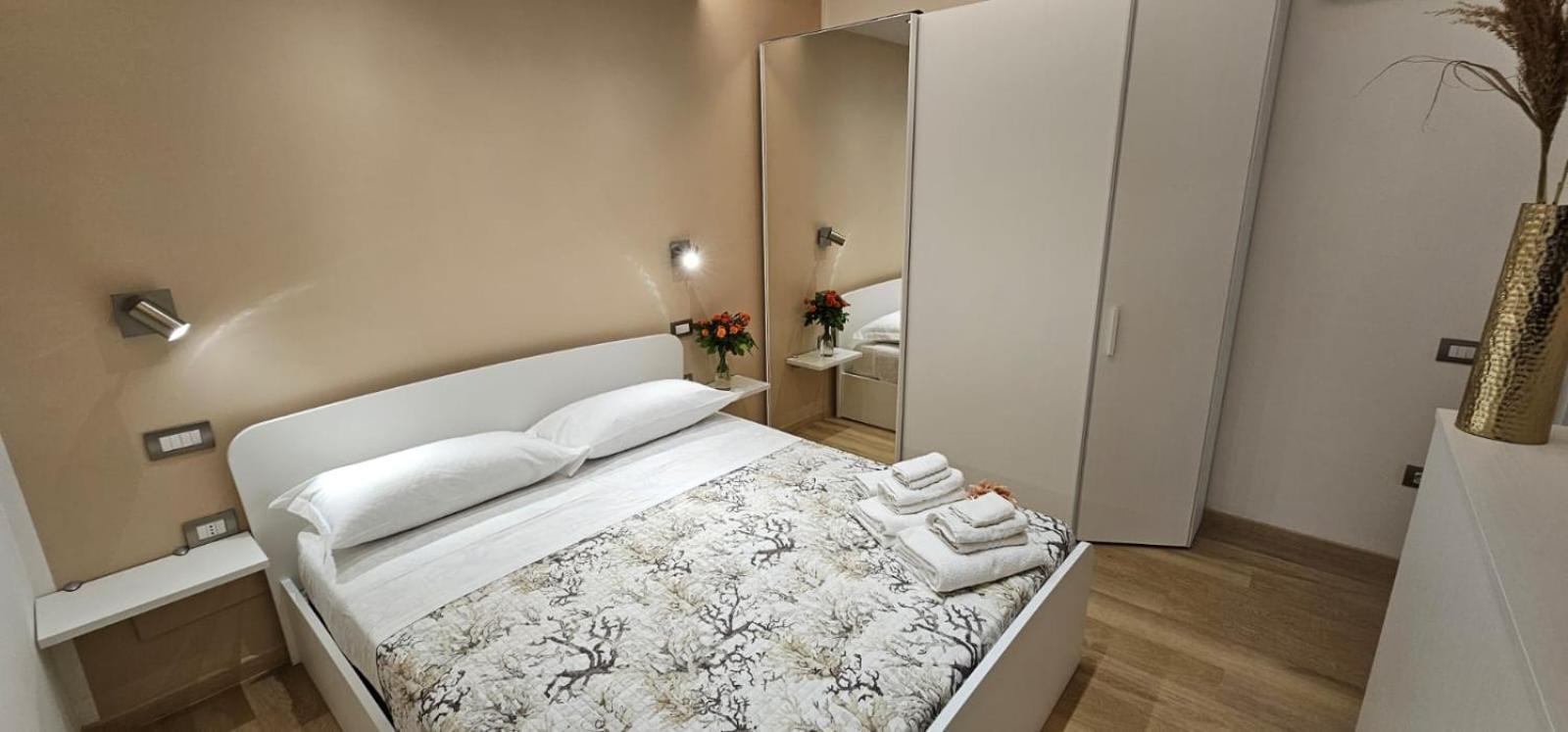 Happy Holiday Apartament Куарту-Сант'Элена Экстерьер фото